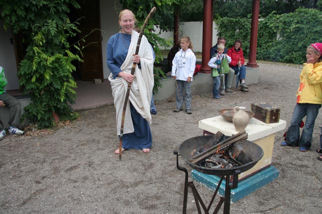 tempel-25-voorber-offer