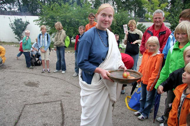 tempel-72-offer-collecte